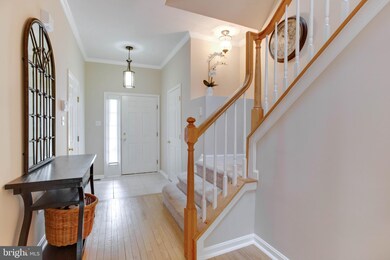 2586 Running Wolf Trail, Odenton, MD 21113 - photo 4