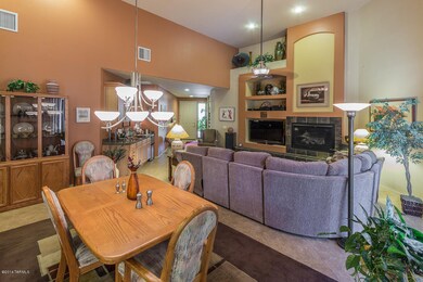 Dining Area to Great Room, entrance