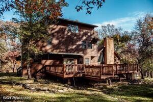 207 Oak Ct, Dingmans Ferry, PA 18328 - photo 4