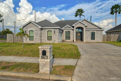 1613 Key Dr W, Weslaco, TX 78596 - photo 2