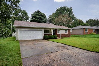 1119 W Morningside St-3