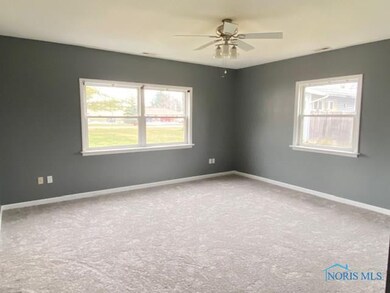 808 E Maple St, Bryan, OH 43506 - photo 6