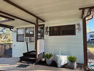 9486 Gray Fox Dr, Weeki Wachee, FL 34613 - photo 6