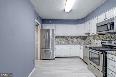 Skyline House unit 412W, Baileys Crossroads, VA 22041 - photo 5