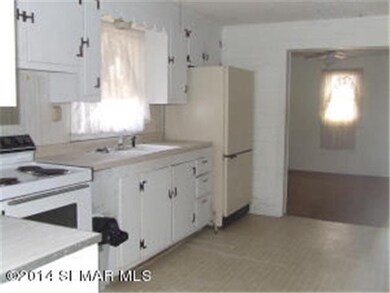 468 W 5th St, Zumbrota, MN 55992 - photo 2