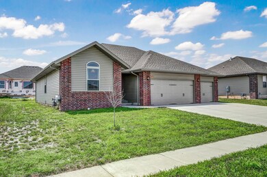 1371 S Marseilles Ave-2