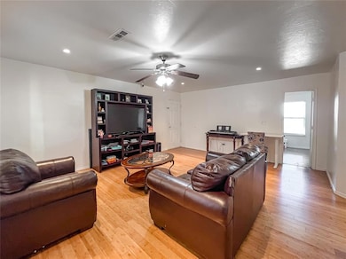 6141 Cielo Terrace, Oklahoma City, OK 73149 - photo 6