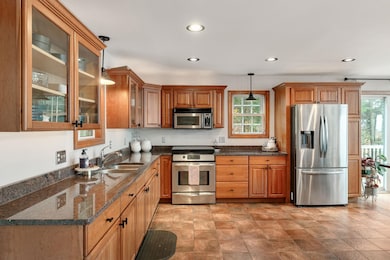 135 Hillcrest Heights, Saint Albans, VT 05478 - photo 7