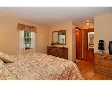 60 W Blue Ridge Rd, Cranston, RI 02920 - photo 7