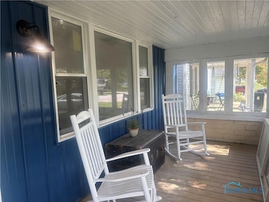 23912 E 2nd St, Grand Rapids, OH 43522 - photo 2