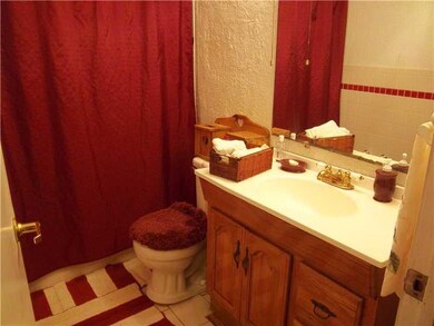 Full Bath.