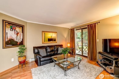 10008 NE 122nd St unit R-B, Kirkland, WA 98034 - photo 3