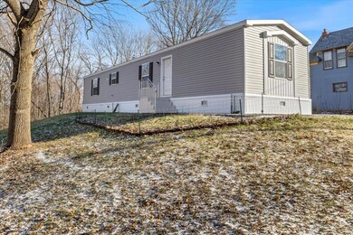 04-103_Bray_Ave_03