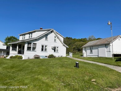 863 Kunkletown Rd, Saylorsburg, PA 18353 - photo 3