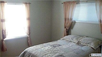 Room2