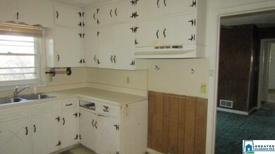 2612 1st St NE, Center Point, AL 35215 - photo 5