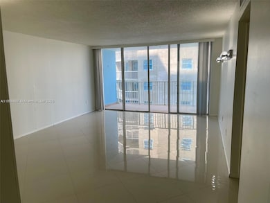 Regency Tower unit 3D, Miami Beach, FL 33140 - photo 3