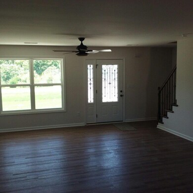 1264 Denney Dr, Lawrenceburg, KY 40342 - photo 2