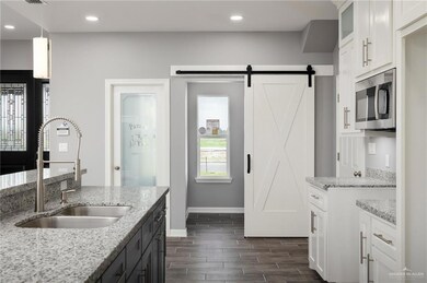 2607 Stone Oak Dr, Weslaco, TX 78599 - photo 5