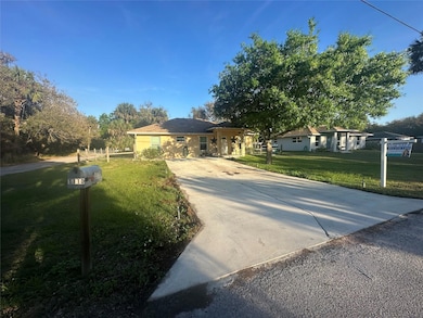 1110 SW 13th Ave, Okeechobee, FL 34974 - photo 2