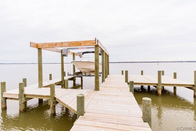 3306 Grandview Dr, Dunnsville, VA 22454 - photo 6