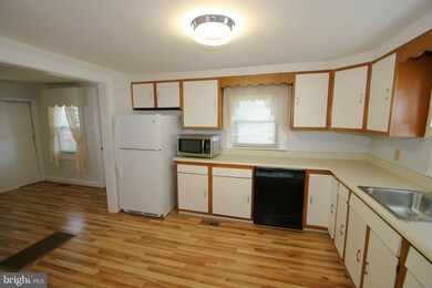 6614 Freedom Ave, Sykesville, MD 21784 - photo 4