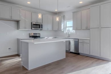 203 21st St, Beloit, KS 67420 - photo 6