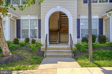 8185 Halley Ct unit 304, Lorton, VA 22079 - photo 2