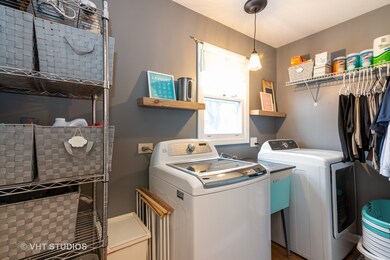 1240 Zange Dr, Algonquin, IL 60102 - photo 4