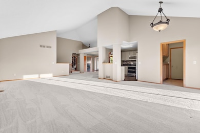 118 Quail Cir, Hudson, WI 54016 - photo 6