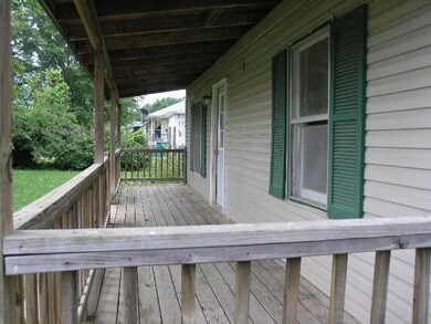 HR1943 Front Porch