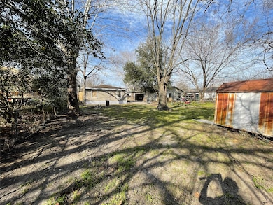 3314 Caplin St, Houston, TX 77026 - photo 6