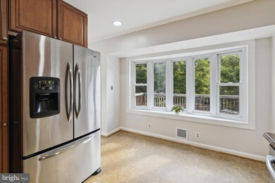 6701 Carlinda Ave, Columbia, MD 21046 - photo 5