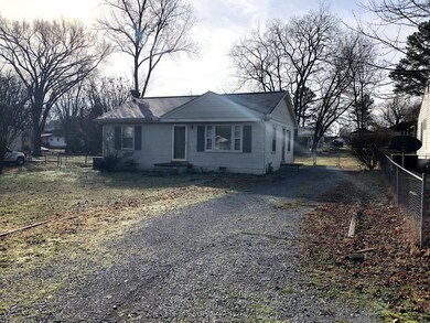 110 Hight St, Shelbyville, TN 37160 - photo 2
