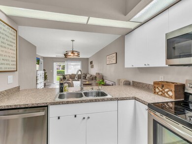 334 Bradstrom Cir Unit 101 Naples FL 341