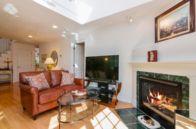 004-photo-living-room-7147977