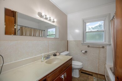 11406 S Horseshoe Dr Three-large-021-016