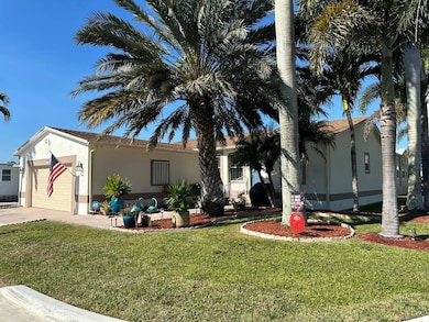 60 Buttonwood Ln, Naples, FL 34112 - photo 4