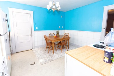 10 Salford St, Worcester, MA 01604 - photo 6