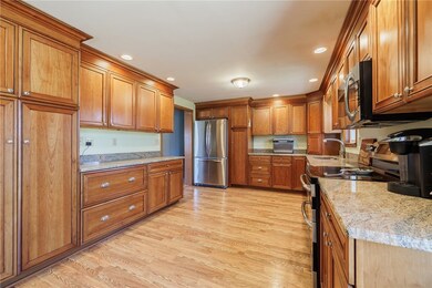 So much storage in this kitchen!