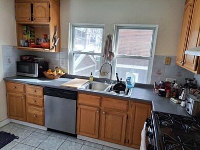 33 Beaconsfield Rd unit 2, Brookline, MA 02445 - photo 5