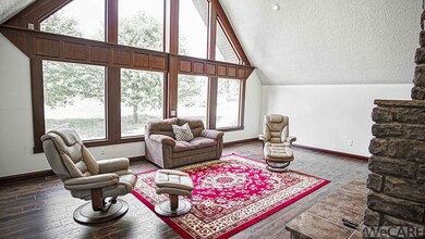 15916 Sidney St, Wapakoneta, OH 45895 - photo 2