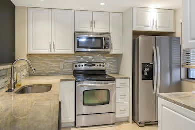 21951 Soundview Terrace unit G207, Boca Raton, FL 33433 - photo 3