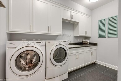 405 Dunwoody Dr, Aurora, OH 44202 - photo 7