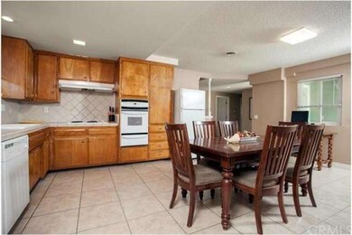 3035 W Rome Ave, Anaheim, CA 92804 - photo 4