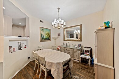 20950 Oxnard St unit 54, Woodland Hills, CA 91367 - photo 5