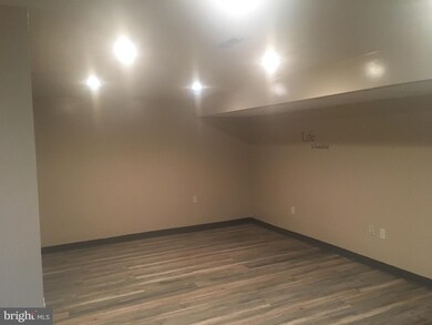 989 Putnam Blvd unit 80, Wallingford, PA 19086 - photo 6