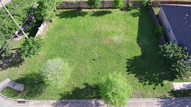 1807 Candlelight Place Dr, Houston, TX 77018 - photo 5