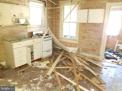 2942 W North Ave, Baltimore, MD 21216 - photo 5