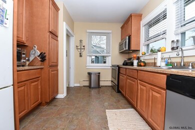 965 New Scotland Rd, Albany, NY 12208 - photo 5